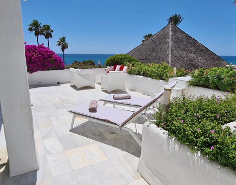 Apartamento Planta Baja en alquiler a corta temporada en Alcazaba Beach, Estepona East