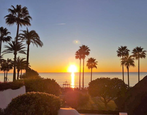 Apartamento Planta Baja en alquiler a corta temporada en Alcazaba Beach, Estepona East