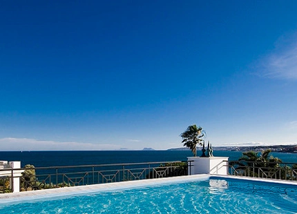 Penthouse for sale in Estepona