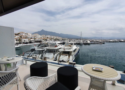 Apartamento en venta en Marbella - Puerto Banus