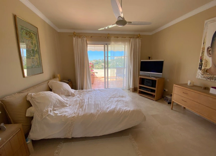 Villa en venta en Benahavis