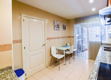 Apartment for long term rent in Marbella - Puerto Banus