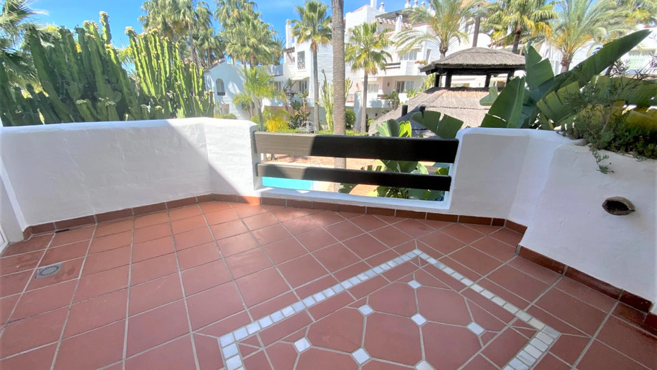 Apartment for long term rent in Marbella - Puerto Banus