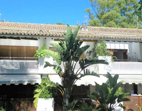 Apartamento en venta en Marbella - Puerto Banus