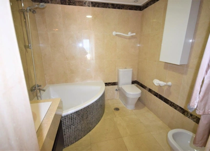Ground Floor Apartment for short term rent in New Golden Mile, Estepona East