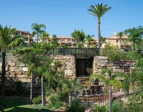 Ático en venta en Benahavis