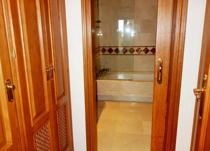 Apartamento en venta en New Golden Mile, Estepona Este