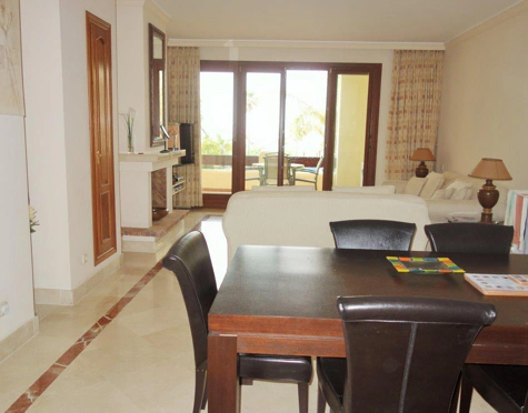 Apartment for sale in New Golden Mile, Estepona East