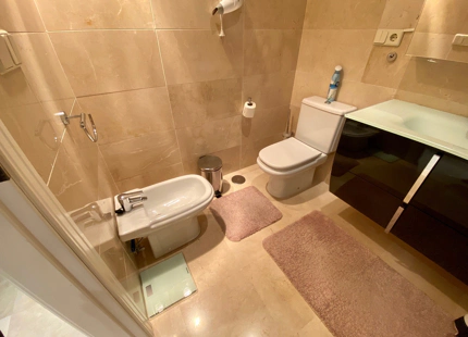 Apartamento en venta en Los Arqueros, Benahavis
