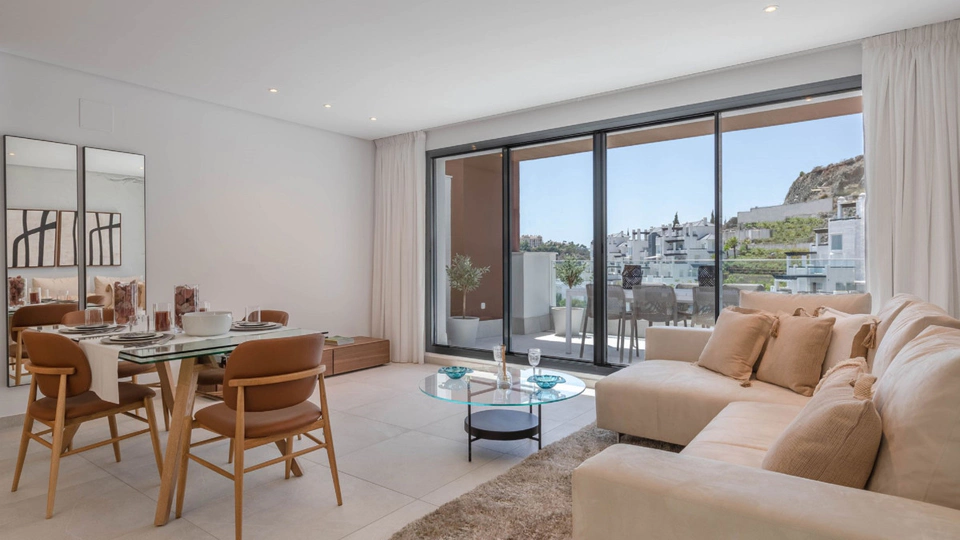 Apartamento en venta en Benahavis