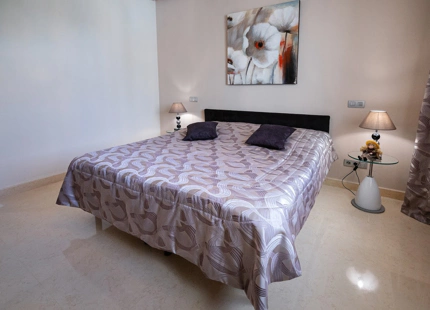 Ático en venta en El Paraiso, Estepona Este