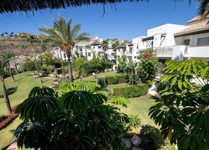 Ático en venta en El Paraiso, Estepona Este