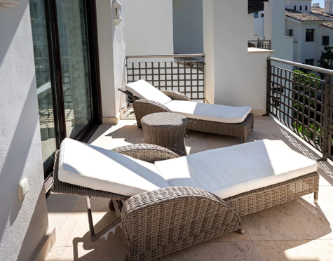Penthouse for sale in El Paraiso, Estepona East