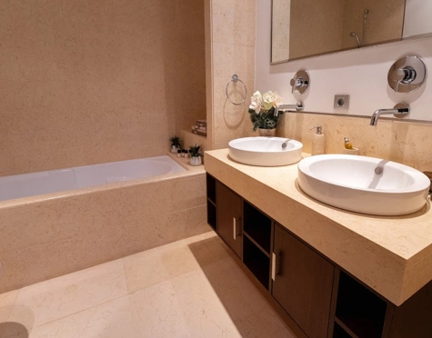 Penthouse for sale in El Paraiso, Estepona East