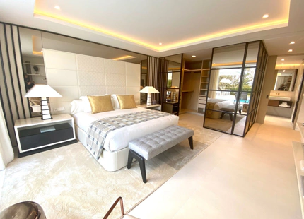 Villa en venta en Nueva Andalucia, Marbella