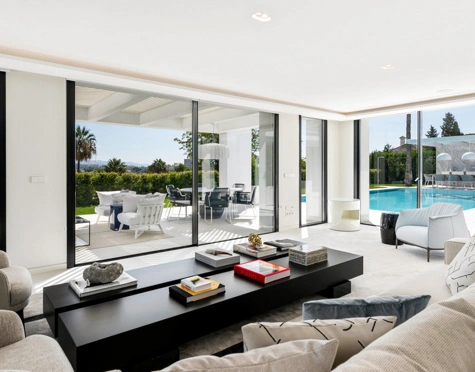 Villa for sale in Nueva Andalucia, Marbella