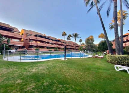 Ático en venta en Nueva Andalucia, Marbella