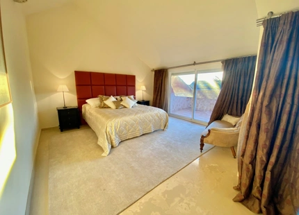 Ático en venta en Nueva Andalucia, Marbella