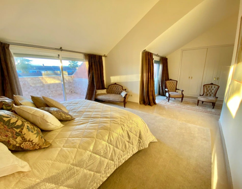 Penthouse for sale in Nueva Andalucia, Marbella