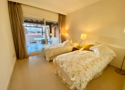 Ático en venta en Nueva Andalucia, Marbella