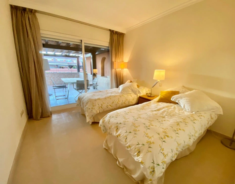 Penthouse for sale in Nueva Andalucia, Marbella