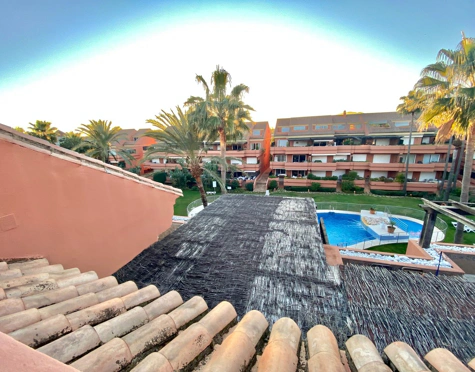 Penthouse for sale in Nueva Andalucia, Marbella