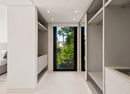 Villa en venta en Nueva Andalucia, Marbella