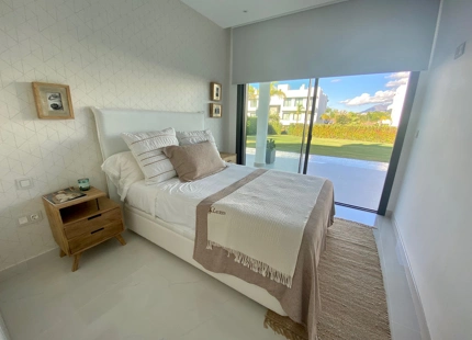 Ground Floor Apartment for long term rent in Atalaya, Estepona East