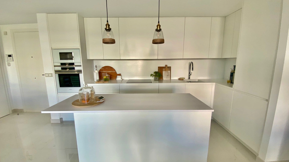 Ground Floor Apartment for long term rent in Atalaya, Estepona East