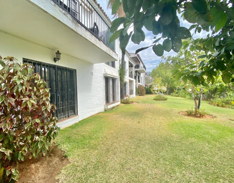 Ground Floor Apartment for sale in Nueva Andalucia, Marbella