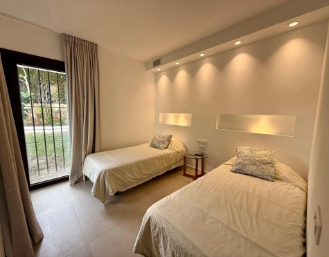 Ground Floor Apartment for sale in Nueva Andalucia, Marbella