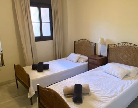 Apartamento Planta Baja en alquiler larga temporada en Hacienda del Sol, Estepona East
