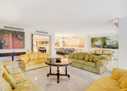 Apartamento en venta en Marbella