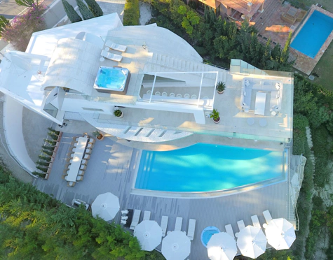 Villa for sale in Nueva Andalucia, Marbella