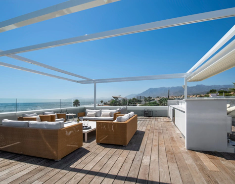Villa for sale in Costabella, Marbella Este