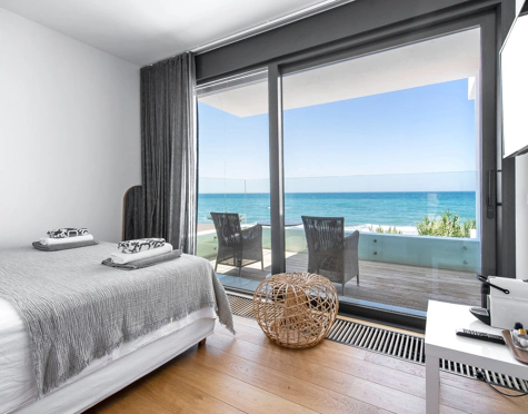 Villa for sale in Costabella, Marbella Este
