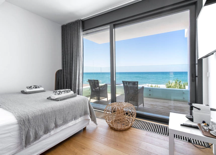 Villa en venta en Costabella, Marbella Este