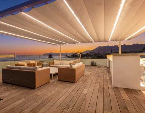 Villa for sale in Costabella, Marbella Este