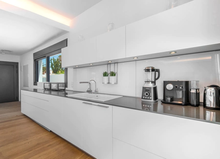 Villa en venta en Costabella, Marbella Este