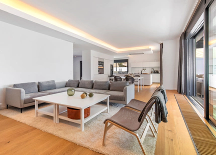 Villa en venta en Costabella, Marbella Este