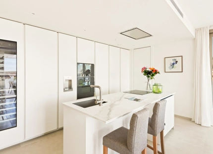 Apartamento en venta en Nueva Andalucia, Marbella