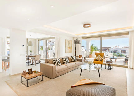 Apartamento en venta en Nueva Andalucia, Marbella