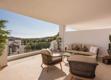 Apartamento en venta en Nueva Andalucia, Marbella