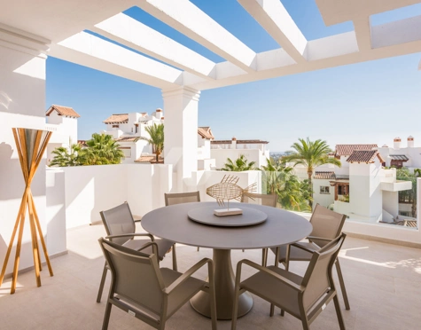 Apartment for sale in Nueva Andalucia, Marbella