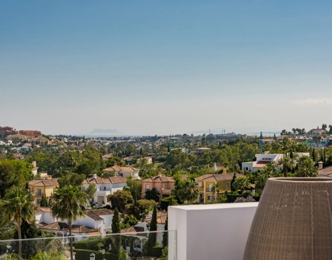 Apartment for sale in Nueva Andalucia, Marbella