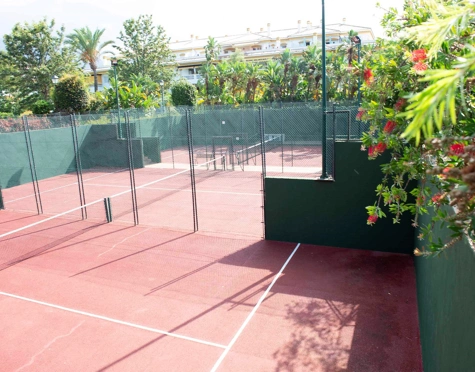 Apartamento en alquiler larga temporada en Nueva Andalucia, Marbella