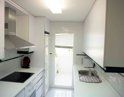 Apartamento en alquiler larga temporada en Nueva Andalucia, Marbella