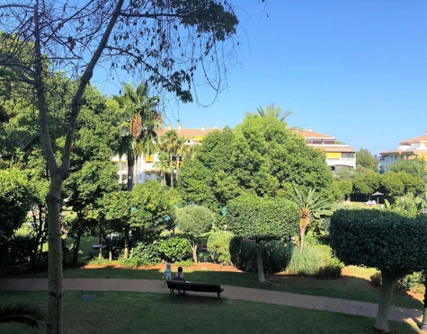 Apartamento en alquiler larga temporada en Nueva Andalucia, Marbella