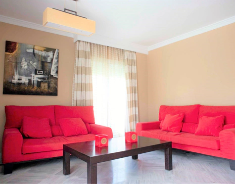 Apartamento en alquiler larga temporada en Nueva Andalucia, Marbella