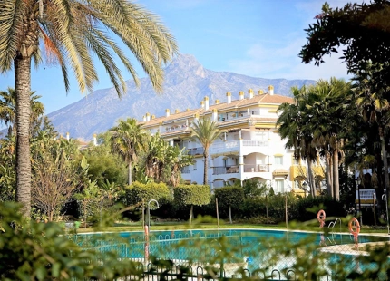 Apartment for long term rent in Nueva Andalucia, Marbella
